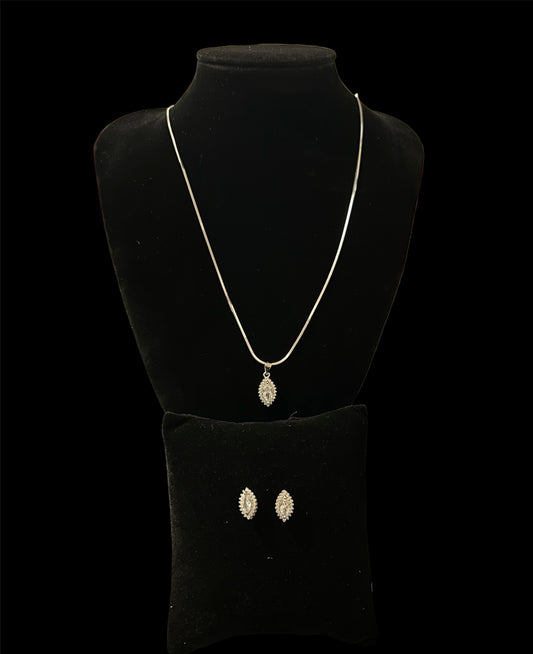 Pendant Set With Chain For Girls In 925 Sterling Silver (PS309